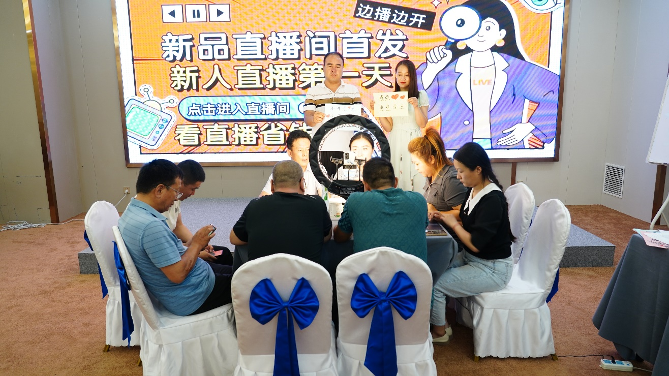 宁夏军区助力乡村振兴谱写时代双拥情3.png